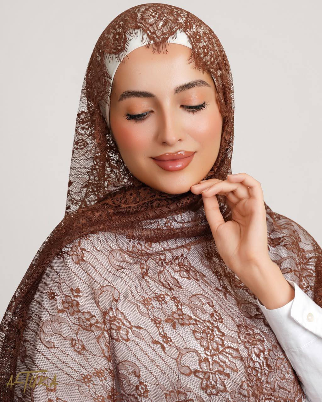 شال دانتيل كامل فرنسي